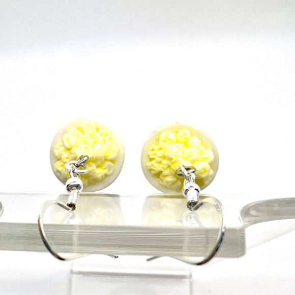 Popcorn Bucket Earrings - Movie Night Earrings - Food Earrings - Snack Earrings - Picture 6 of 9